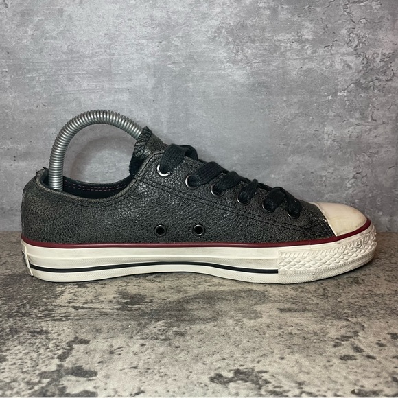 Converse All Star Chuck Taylor Low Leather Sneakers Womens sz 7.5 - Picture 3 of 7